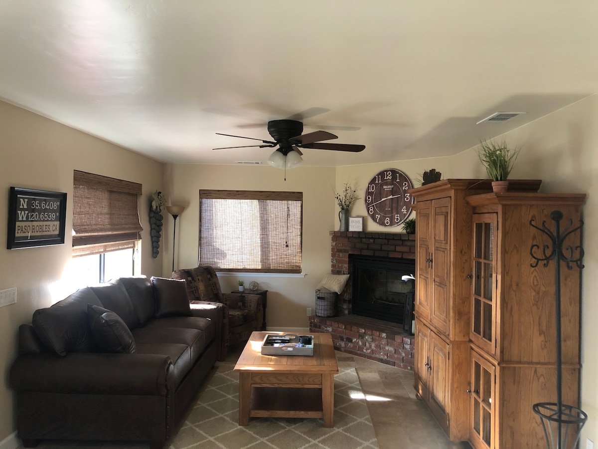 Living room with queen sofa sleeper (memory foam mattress), smart tv, satellite, Bose wireless speaker and blue ray player