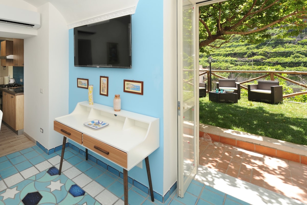 Top performing Airbnb: Unforgettable Atrani, villa with garden. in Ravello