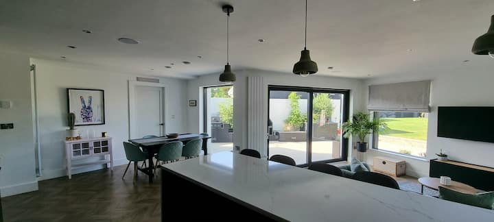 New Contemporary Luxury Cottage - Donabate