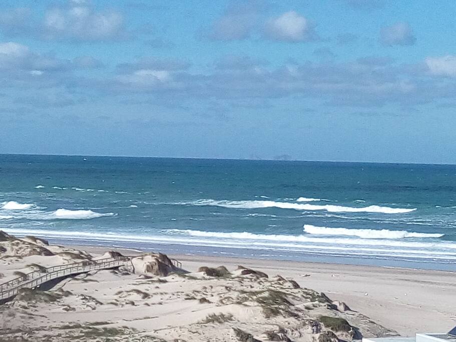 Vista da praia do resort