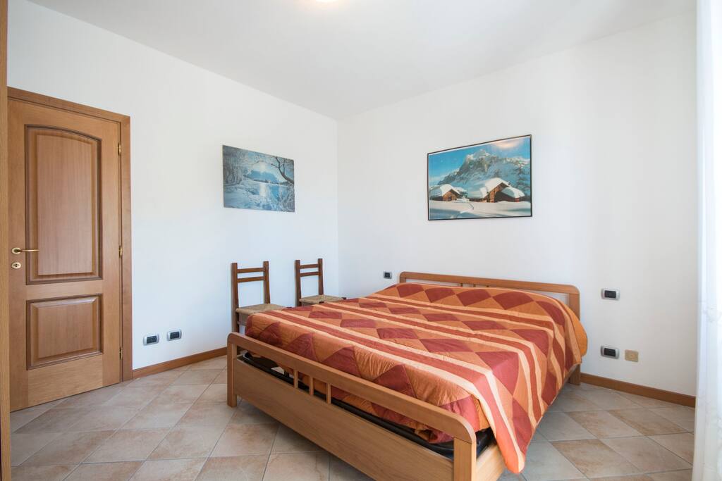 Camera da letto matrimoniale