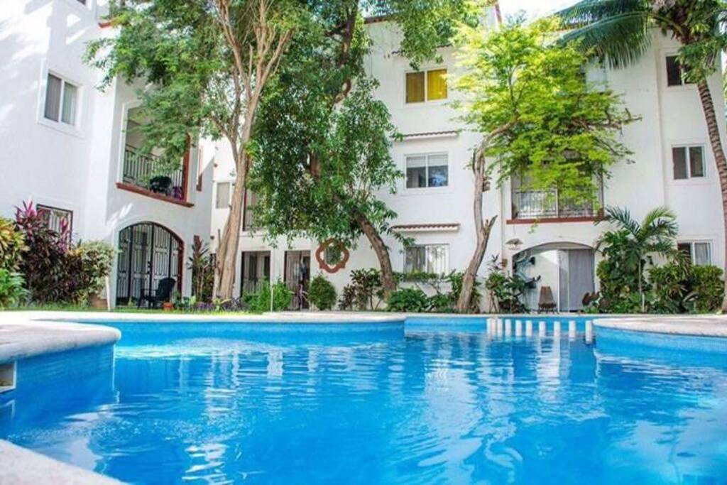 Piscina condominiale