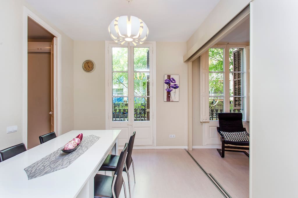 Trendy 3 Bed Flat in Central Area Flats for Rent in Barcelona