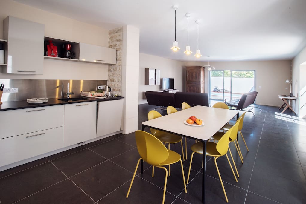 Espace convivial pour repas familiaux ou gastronomiques