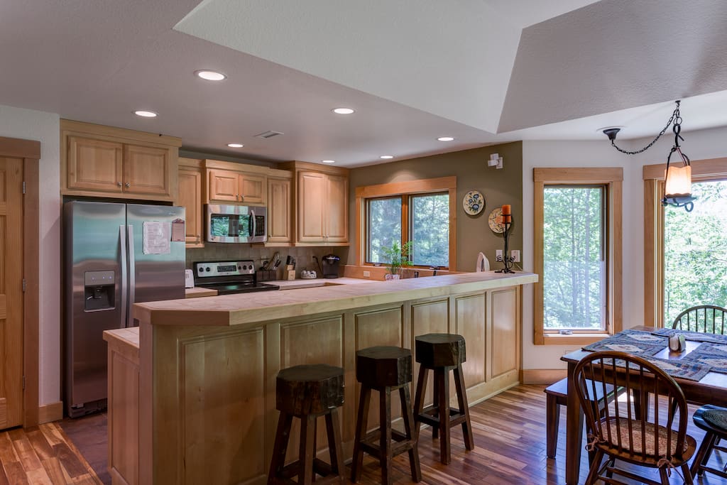 Fully equipped kitchen with everything you'll need to prepare the perfect meal.