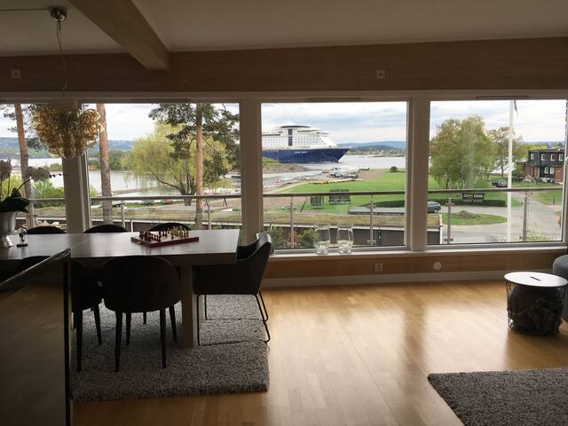 Exclusive and spacious house on Bygdøy. gallery image 4