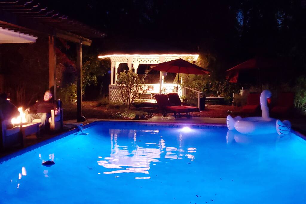 Night lights and fire roaring poolside !!!