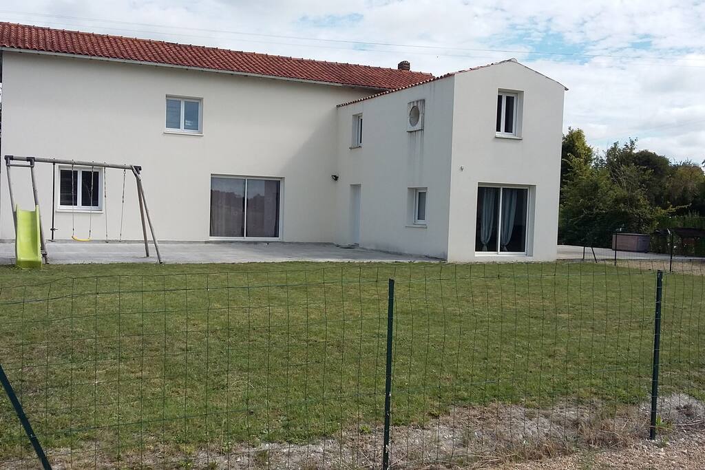 maison de campagne sans voisinage proche