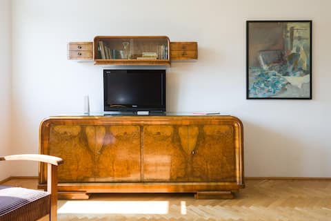 Top performing Airbnb: Art Déco 15 minutes from Old Town in Krowodrza