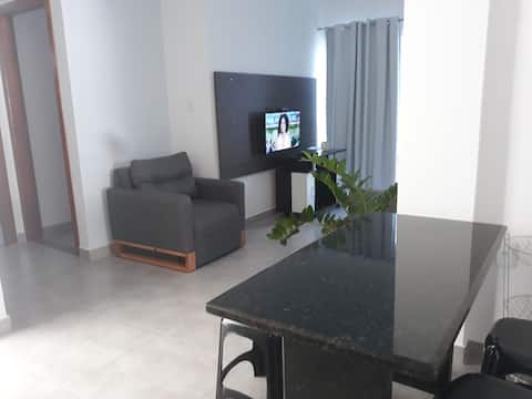 Imóvel de sucesso: Ground-floor studio apartment Marataízes with Wifi, great location. em Marataízes