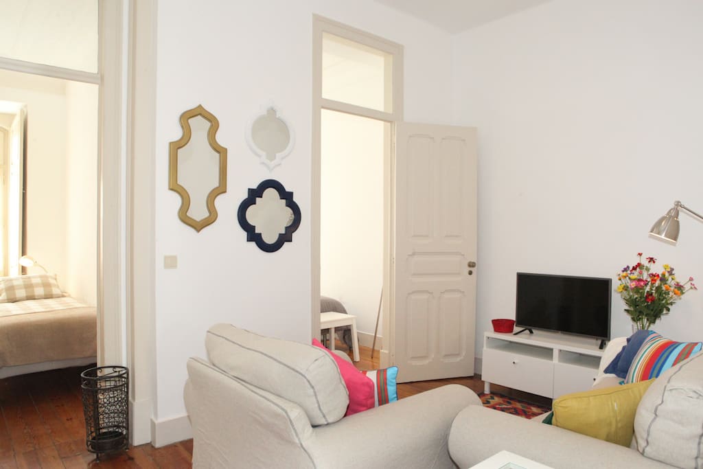 Living room with access to the two bedrooms