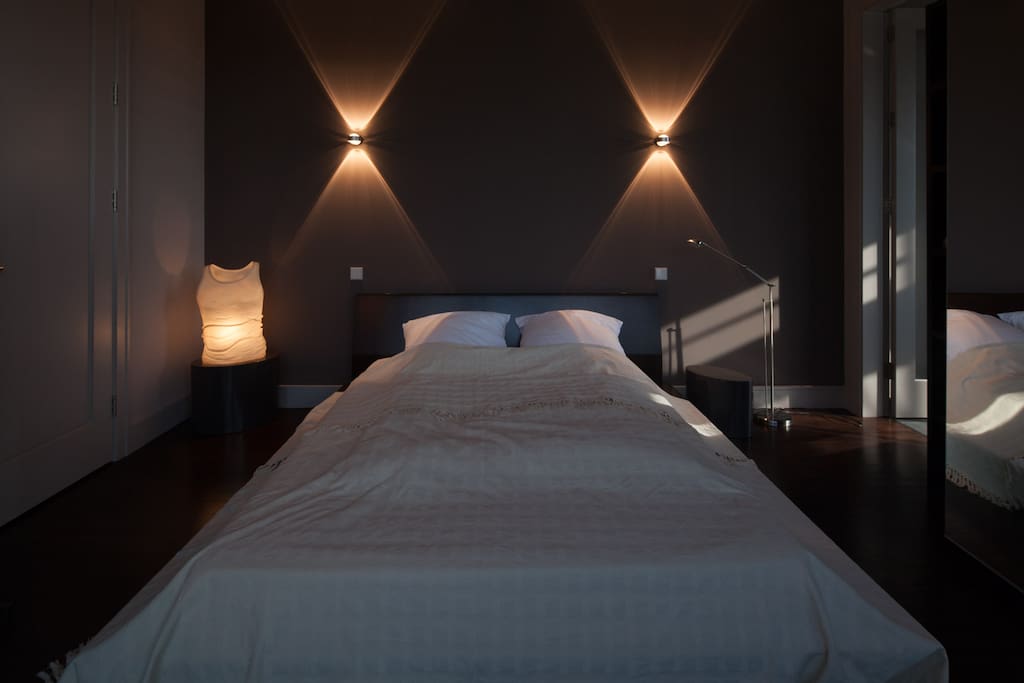 master bedroom (double) - 1. Schlafzimmer (Doppelbett)