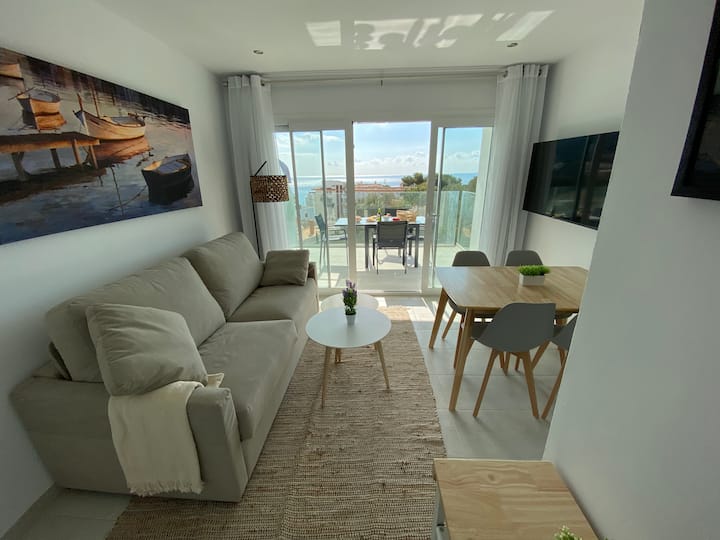 Ocean View Lounge