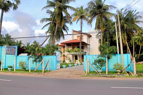 Bluewater Beach Resort ( 6 Rooms )