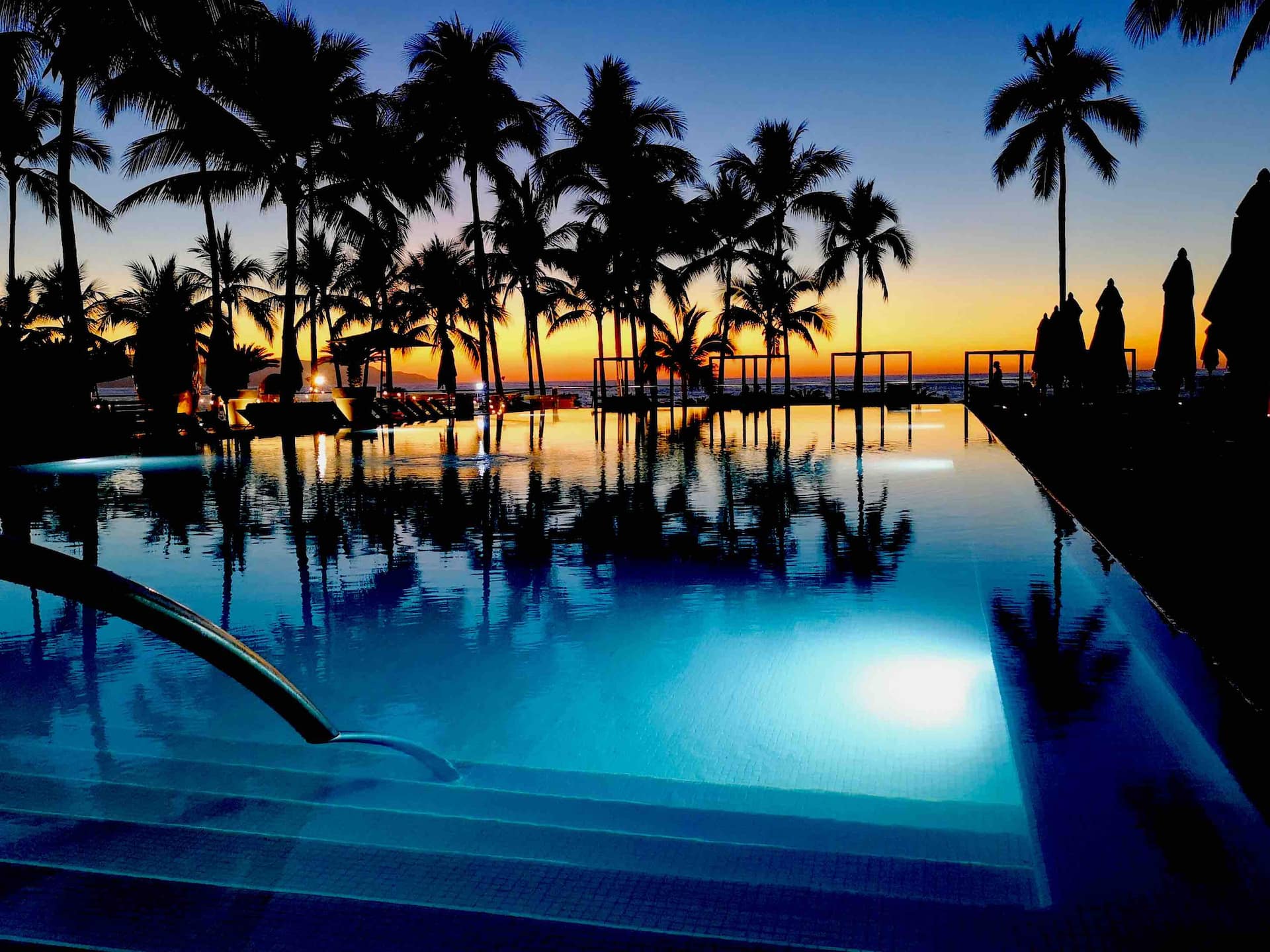 Luxury apartment Icon Vallarta. Private beach, spa