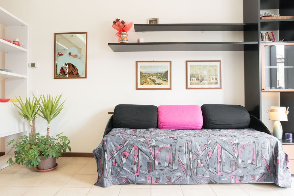 Living room double bed (real mattress not sofa bed)