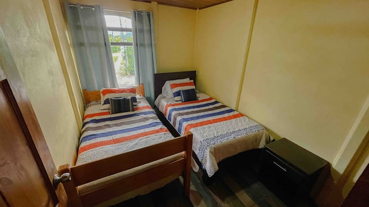 საძინებელი 1