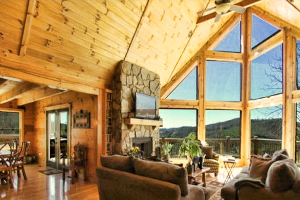 Open floor plan and large windows to let lots of natural light in