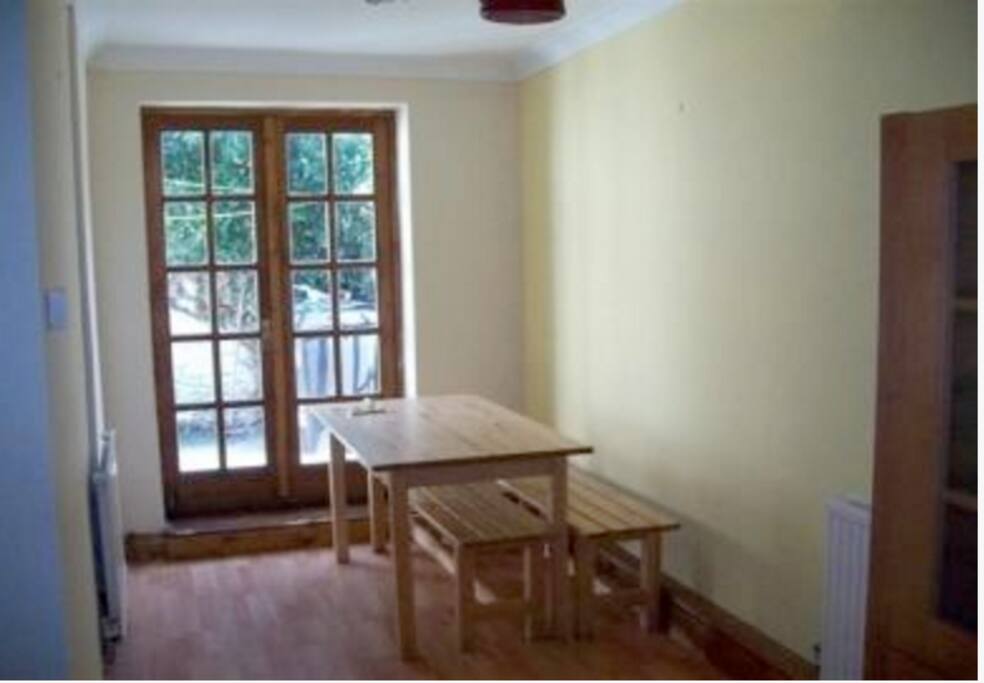 dining area/chillax
