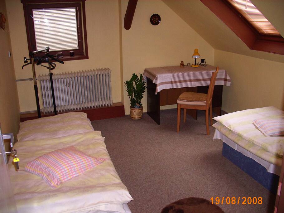 1.POKOJ