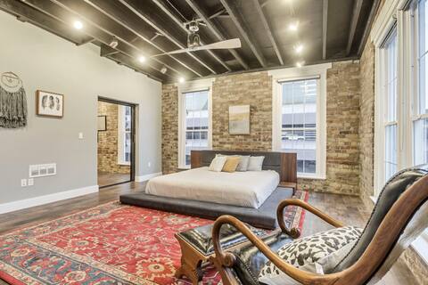 SLC Penthouse near Convention Center & downtown