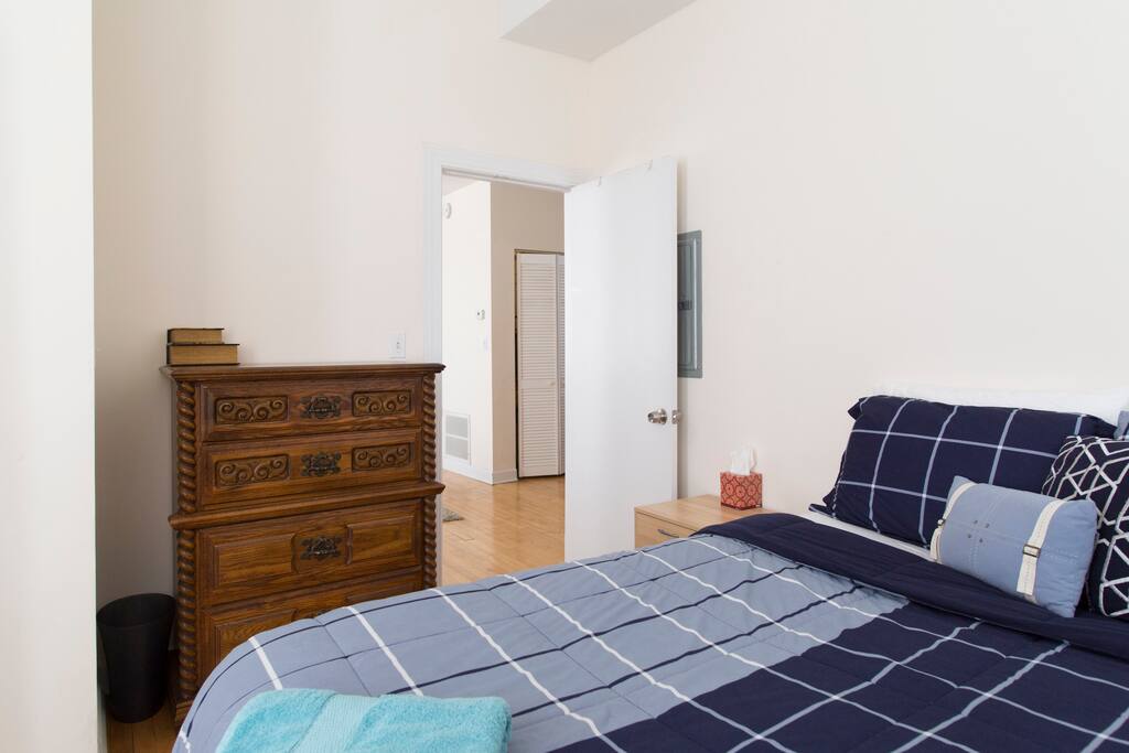Queen size bed