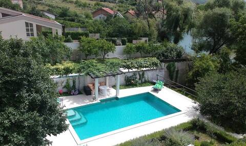 Zen Zone Blagaj