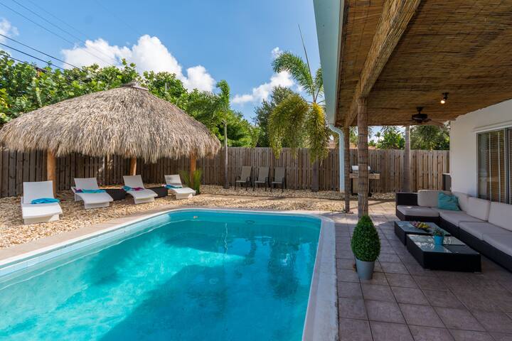 Casa Terra Mar – Beach Club Access & Private Pool! gallery image 3