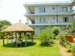 Hotel+Greenland%2C+Pokhara+Lakeside