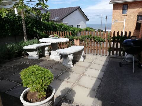 Seaside self catering cottage