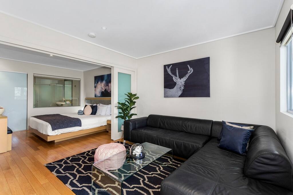 lounge room