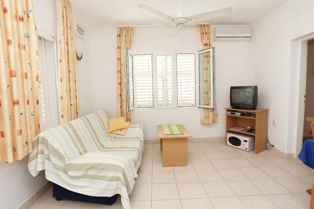 Living room, Surface: 10 m²