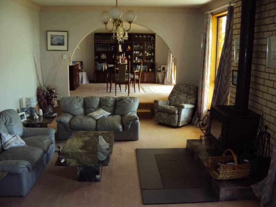 Lounge and dining rooms