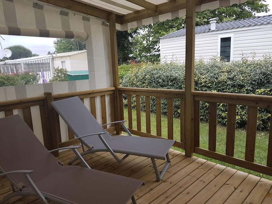 terrasse privée du bumgalow