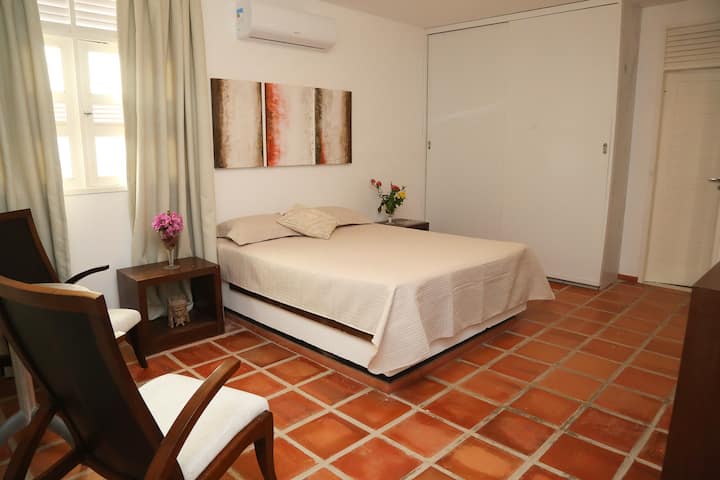 Საძინებელი 1 (პირველი სართული)