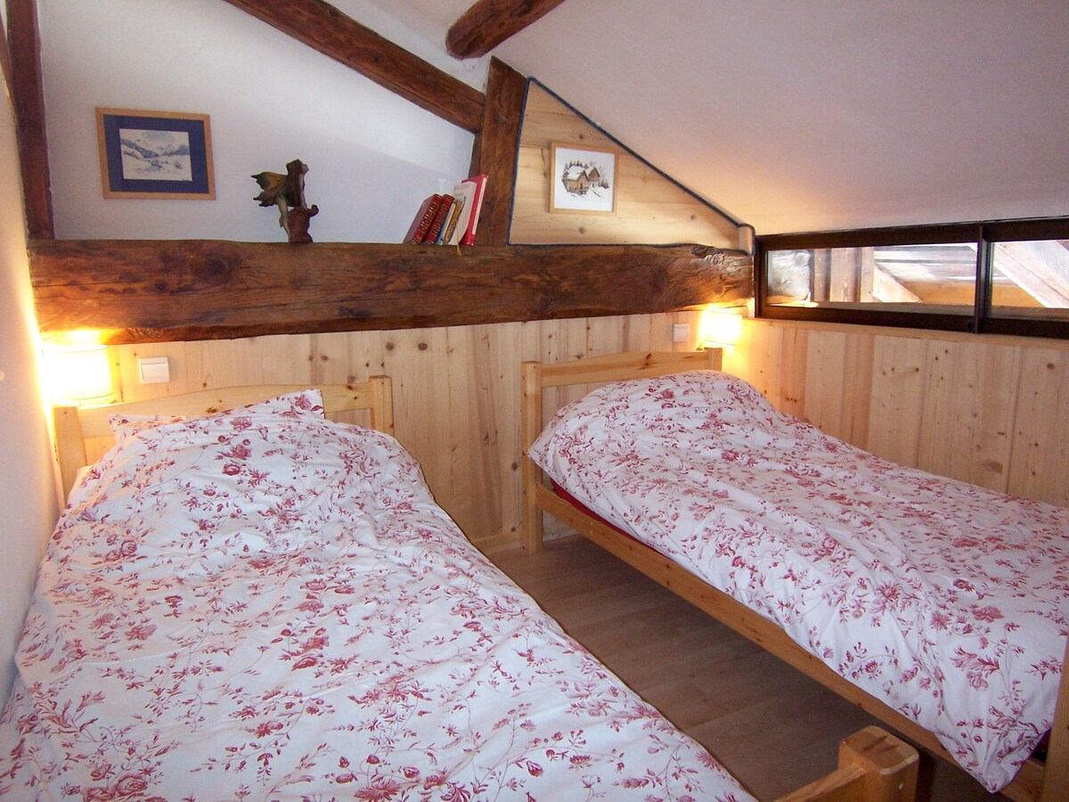 חדרים 2 מיטות יחיד