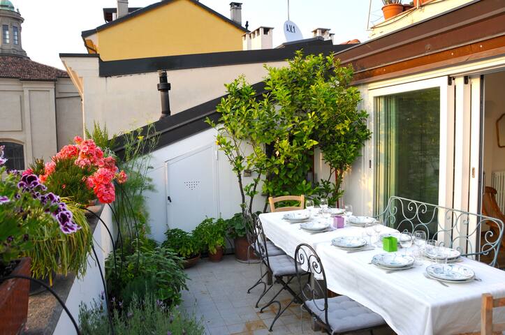 Gorgeous Milan center, zona 1 gallery image 3