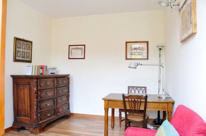 Gorgeous Milan center, zona 1 gallery image 4