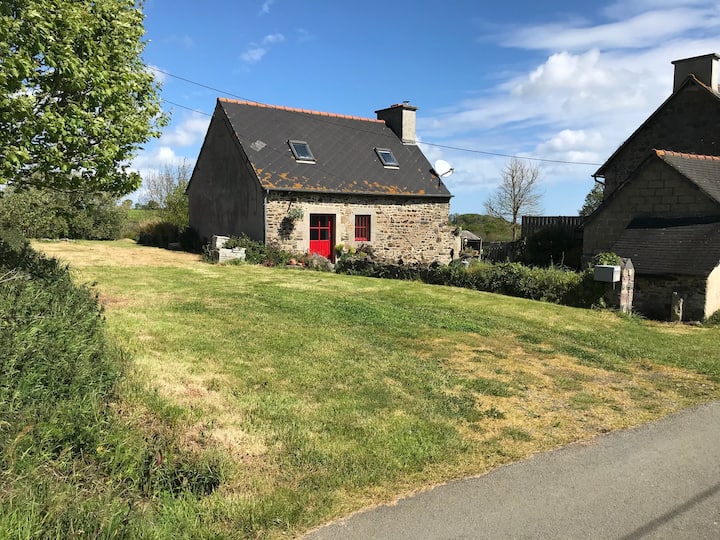 Petite Maison En Pierres , 5 Km Plage - Bretagne