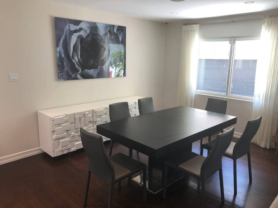 Dinning Room (8)