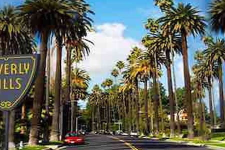 Stay In The Best Location In Beverly Hills