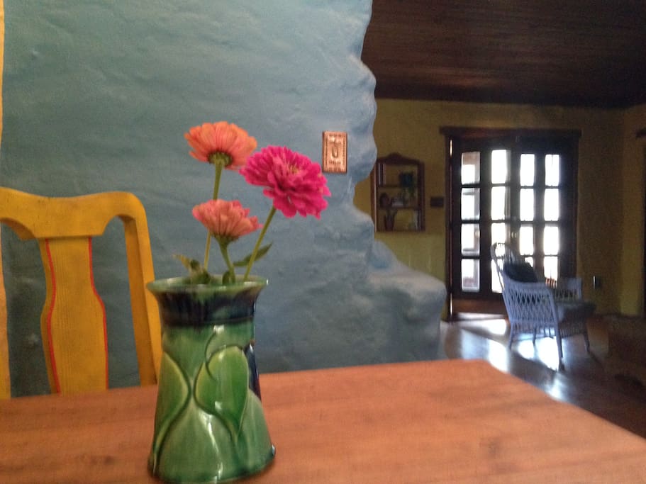 Photo from kitchen into the living room.