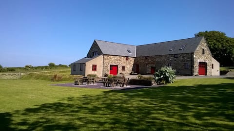 Cosy cottage with uninterrupted sea views