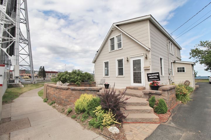 Airbnb Duluth Holiday Rentals Places To Stay Minnesota