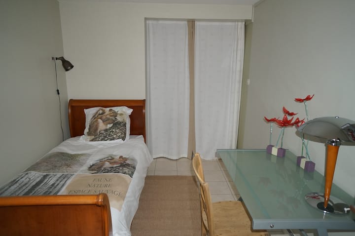 פרק 2 :
מיטה 90x180
אדם אחד