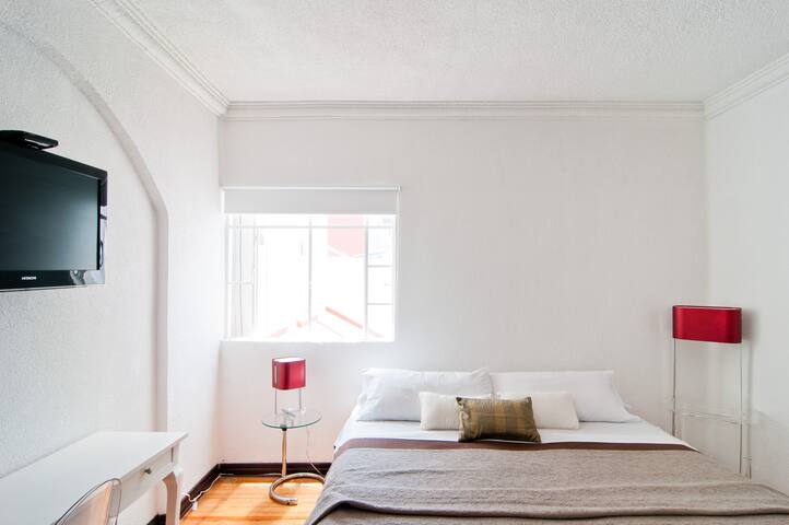 Hermosa Casa en Condesa – 6 Habitaciones gallery image 5