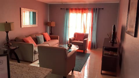 Popular Airbnb listing: Large beautiful 3-bedroom home with huge backyard. in Poinciana
