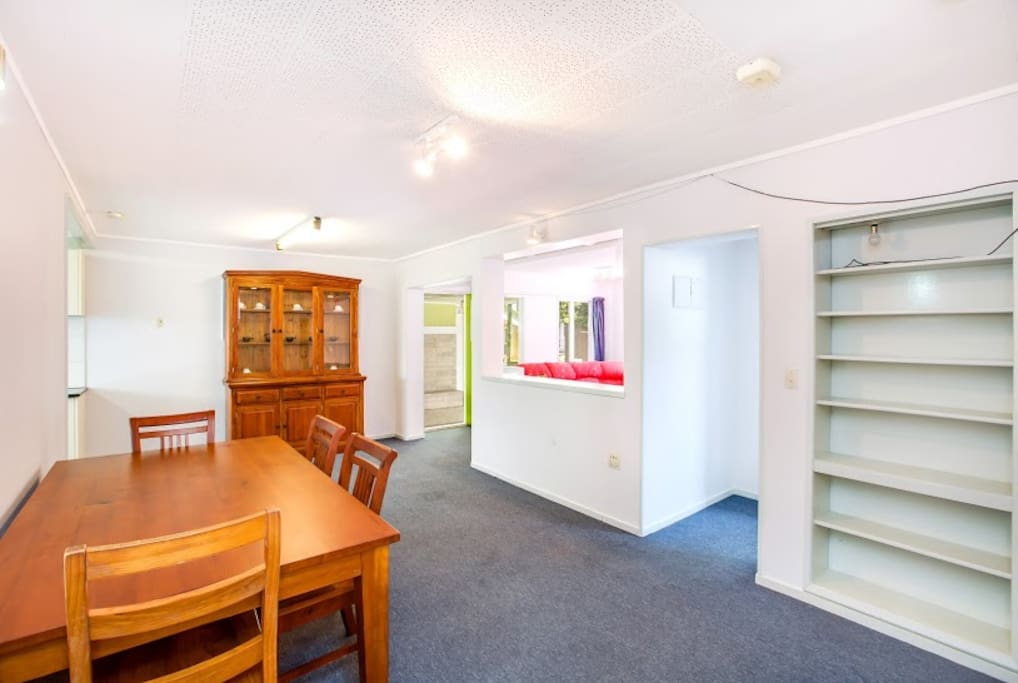Spacious Dining space