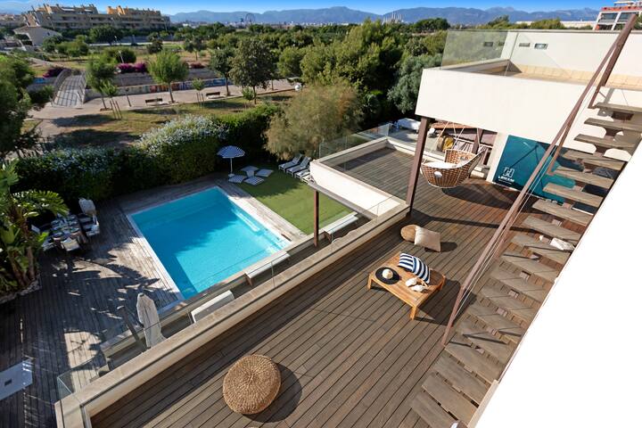 Villamarinacristal minimalist optional heated pool gallery image 4