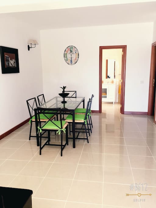 Mesa de comedor para 6 personas